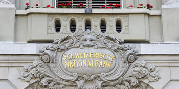 Schweizerische Nationalbank Schriftzug am Gebäude