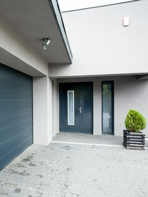 Garage di una casa indipendente