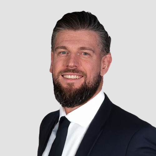 Pajtim Ajeti, Leiter CRM