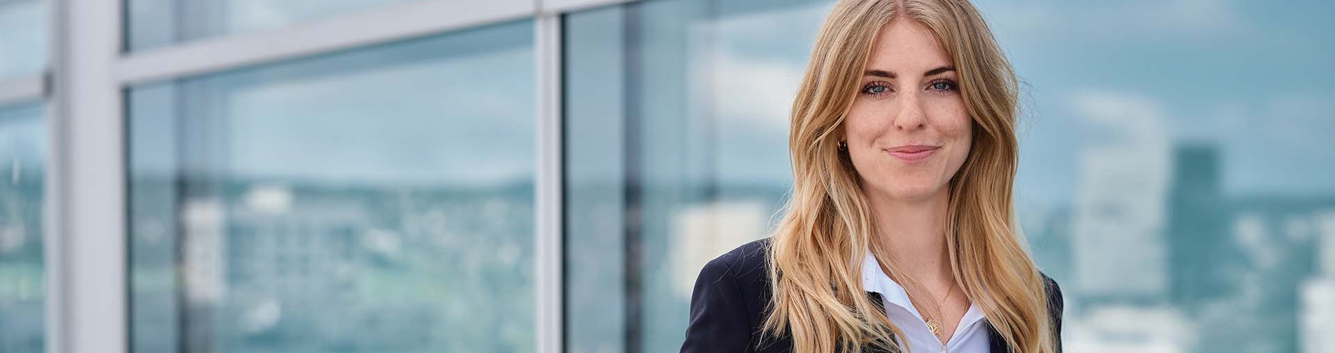 Porträt Alicia Schärer, CMO